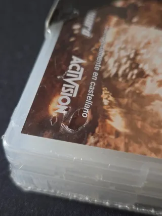 Pacchetto Call of Duty Modern Warfare 2 e 4 sigillato