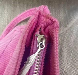 Bolso de hombro rosa