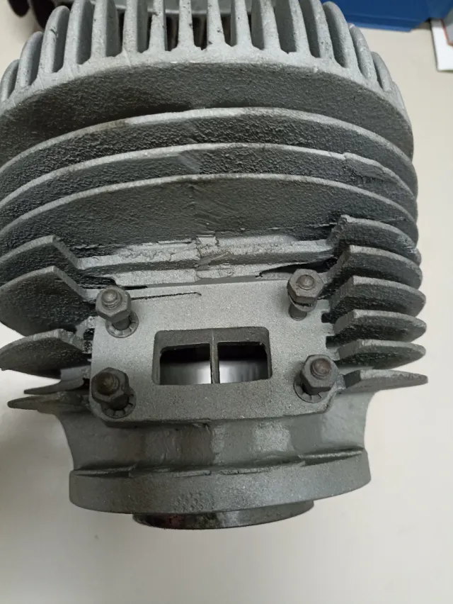 Cilindro Bultaco 200cc