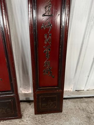 Pareja de paneles tallados