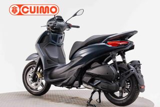 PIAGGIO BEVERLY 300 HPE