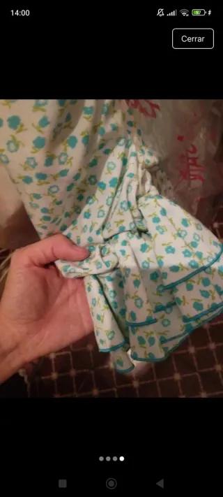 Traje de flamenca azul y blanco de niña