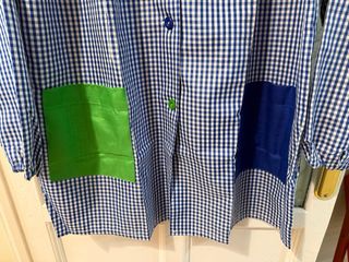 Bata escolar adulto sin estrenar