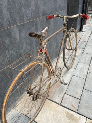 Bicicleta de carretera antigua