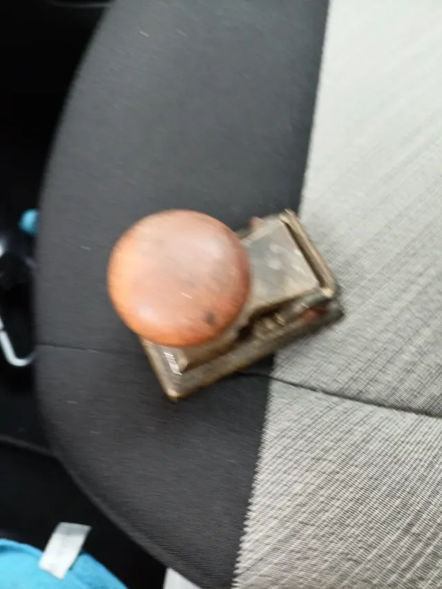 Sello antiguo metal Reinosa