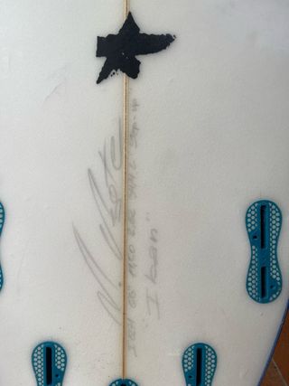 Tabla de surf Pukas diseño floral azul 6,6