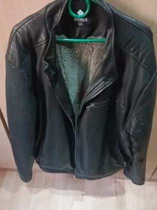 Chaqueta imitación piel negra XXXL 25e