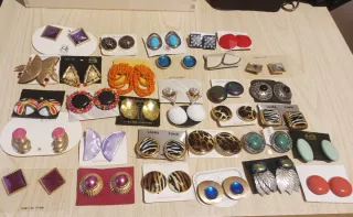 Lotto orecchini clip vintage oro e viola