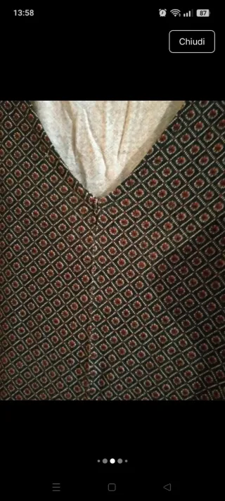 Abito fantasia geometrica