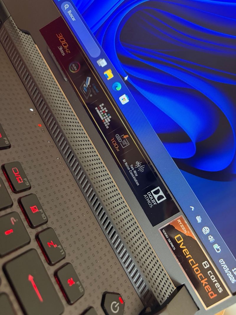 PORTÁTIL GAMING ASUS ROG RYZEN 9 40GB RAM 300HZ afbeelding 7