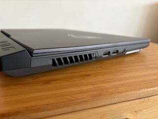 PORTÁTIL GAMING ASUS ROG RYZEN 9 40GB RAM 300HZ