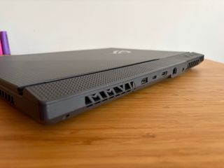 PORTÁTIL GAMING ASUS ROG RYZEN 9 40GB RAM 300HZ