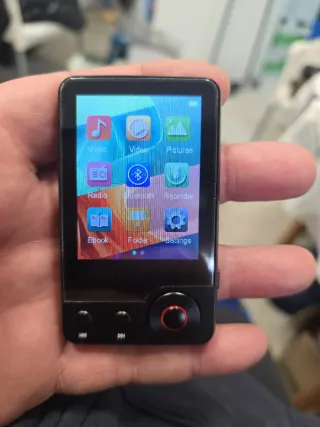 Reproductor MP3 Mechen Portátil Rojo