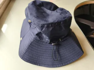 Gorro de pesca impermeable azul