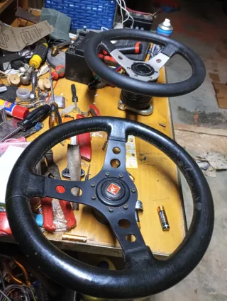 Volante deportivo cuero y metal