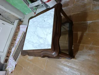 Mesa auxiliar madera y mármol