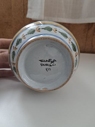 Jarrón Cerámico Decorado Azul y Amarillo