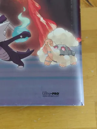 Álbum Pokémon Ultrapro Charizard