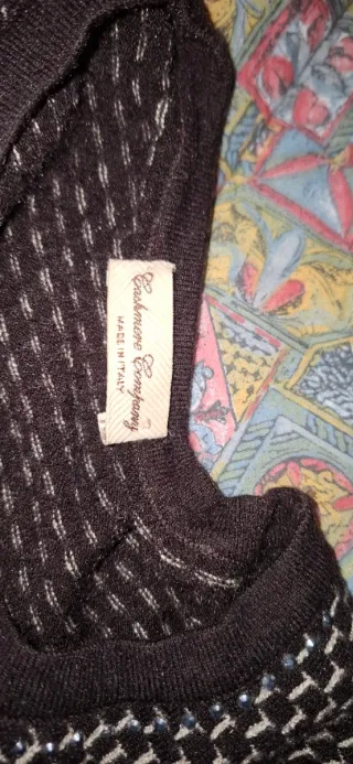 Completo in cashmere marrone e bianco