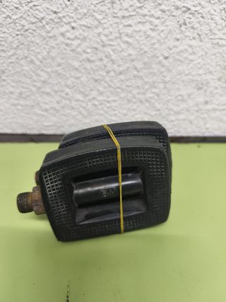 Pedales bicicleta infantil BH originales