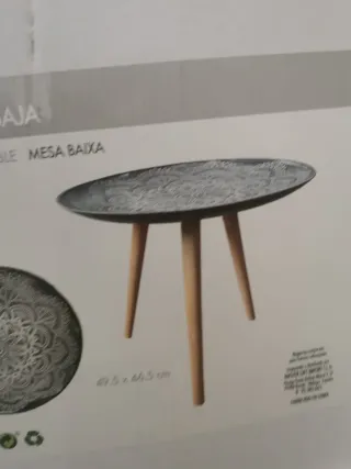 Mesa  auxiliar decorativa
