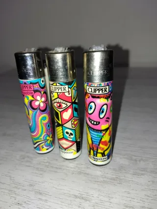 3 accendini Clipper design colorati