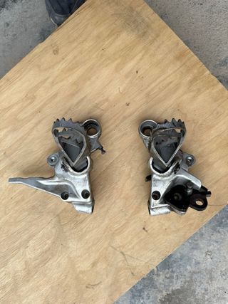 Estriberas KTM 690 SMC