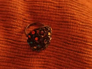 Anillo vintage flores multicolor.