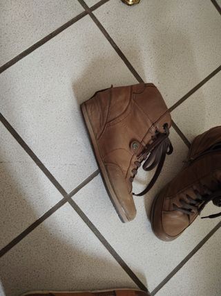 Stivaletti donna marroni