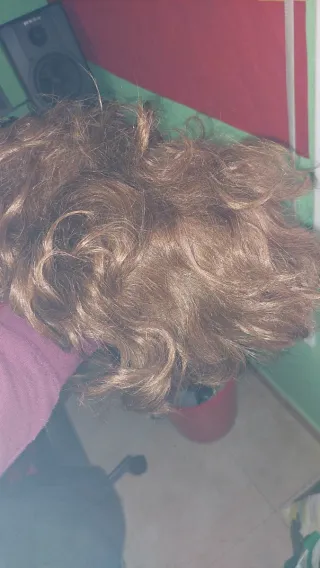 Peluca castaña rizada PECISA