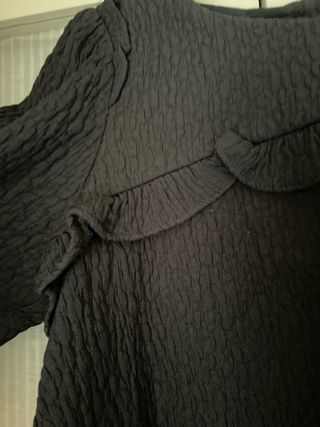 Blusa Zara Negra Volantes XS