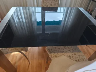 Mesa de comedor cristal templado y metal