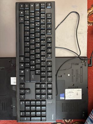 Teclado Hama USB Negro