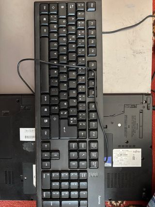 Teclado Hama USB Negro