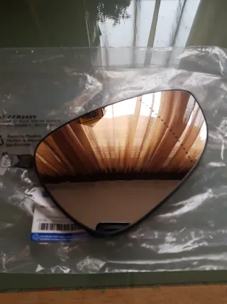 Espejo Ford Fiesta derecho