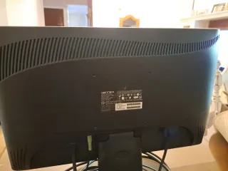 Monitor HANNS.G Negro