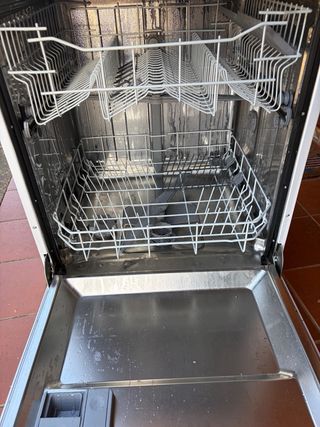 Lavavajillas Benavent Blanco. Comprado hace 3 años