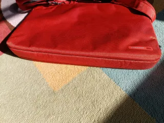 Borsa porta computer colore aragosta marca Tucano