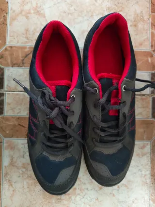 Zapatillas montaña Quechua T39 mujer