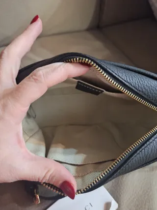 Borsa tracolla in pelle nera