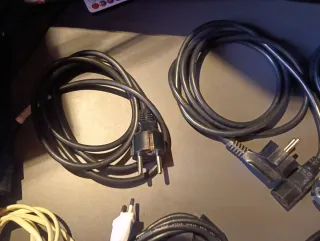 Lote Cables HDMI y Alimentación
