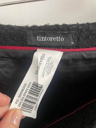 Falda negra tweed botones dorados