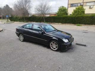 Mercedes-Benz C320 4 matic