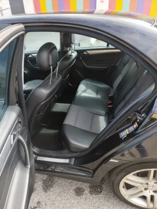 Mercedes-Benz C320 4 matic