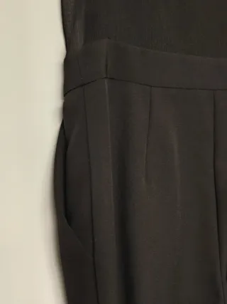 Mono negro con transparencias