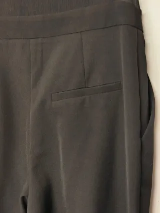 Mono negro con transparencias