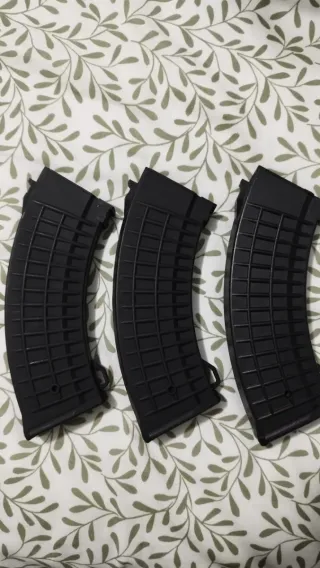 Cargadores AK Airsoft (Pack 3) 2 mid-cap, 1 hi-cap