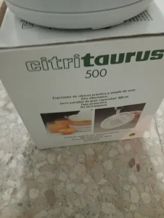 Exprimidor de cítricos Taurus 500