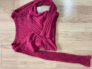 Camiseta manga larga con estampado de periódico