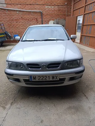 Nissan Primera 1999